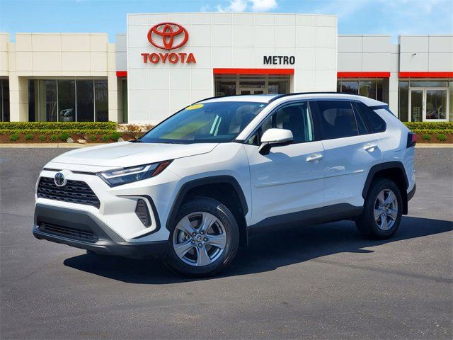 2024 Toyota RAV4 XLE