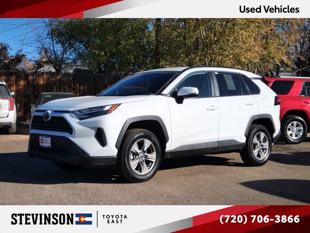 2024 Toyota RAV4 XLE