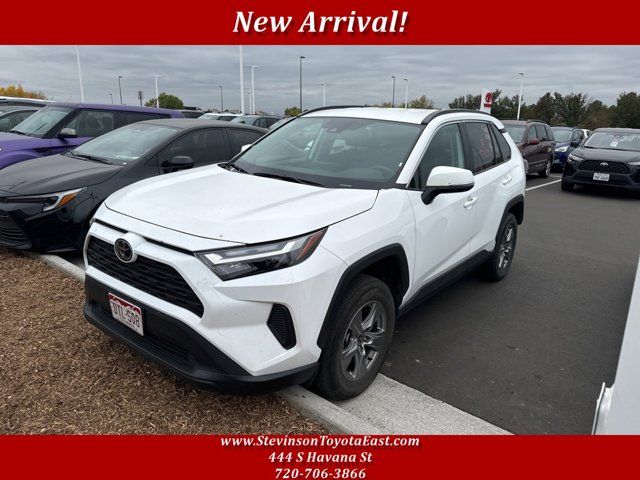 2024 Toyota RAV4 XLE