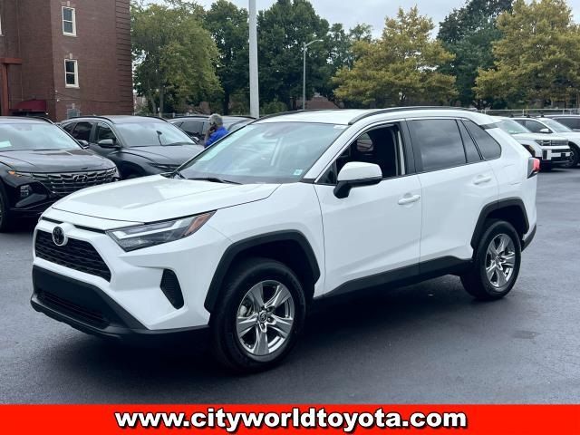 2024 Toyota RAV4 XLE