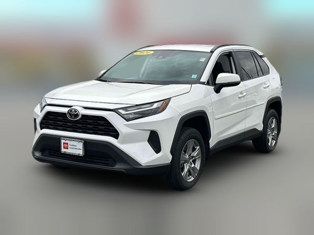 2024 Toyota RAV4 XLE