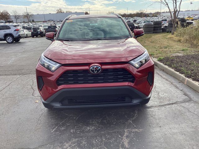 2024 Toyota RAV4 XLE