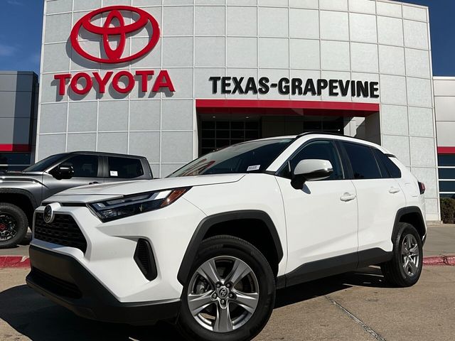 2024 Toyota RAV4 XLE