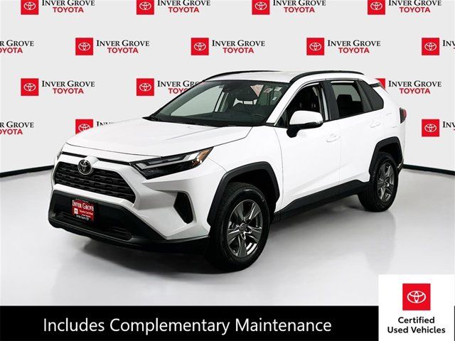 2024 Toyota RAV4 XLE