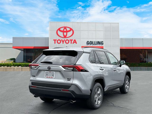 2024 Toyota RAV4 XLE