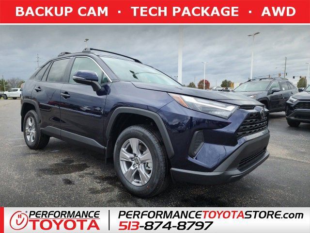 2024 Toyota RAV4 XLE