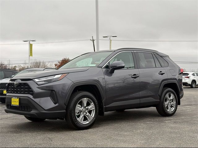 2024 Toyota RAV4 XLE