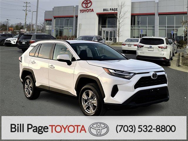 2024 Toyota RAV4 XLE