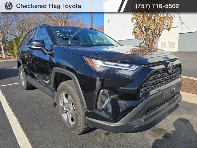 2024 Toyota RAV4 XLE