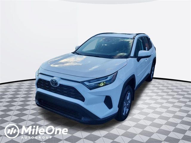 2024 Toyota RAV4 XLE