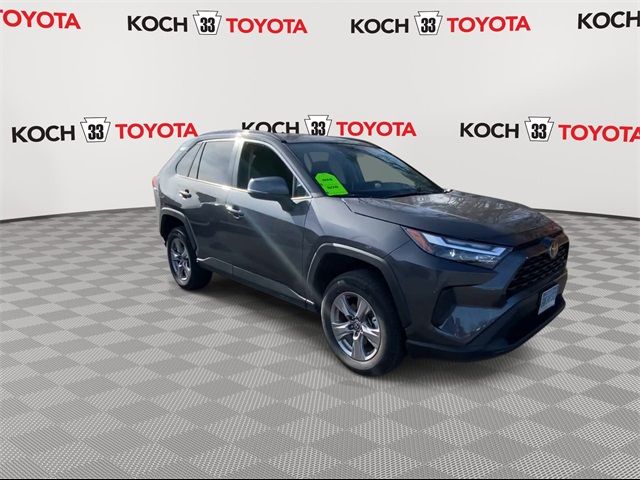 2024 Toyota RAV4 XLE