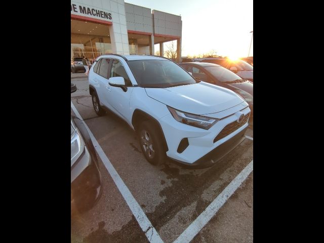 2024 Toyota RAV4 XLE