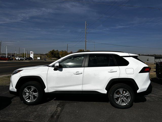 2024 Toyota RAV4 XLE