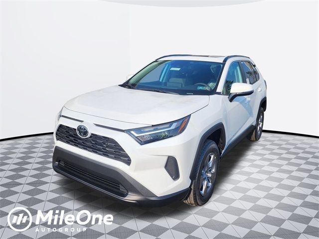 2024 Toyota RAV4 XLE