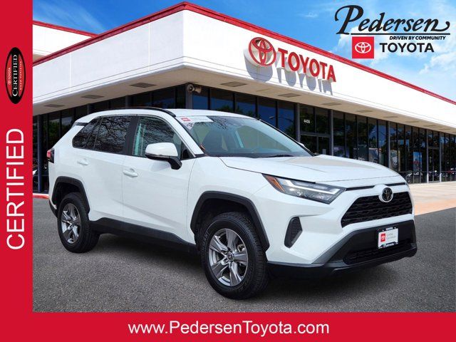 2024 Toyota RAV4 XLE