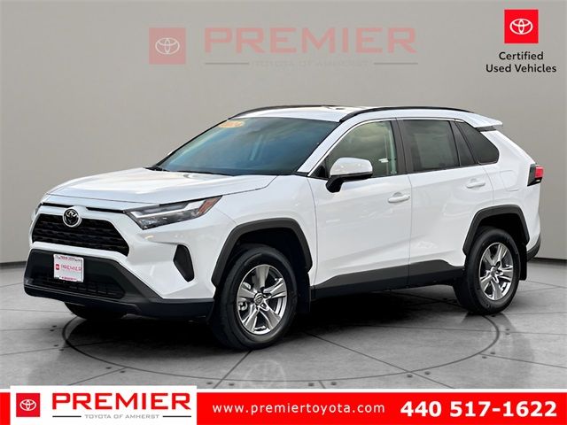 2024 Toyota RAV4 XLE