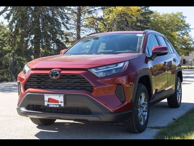 2024 Toyota RAV4 XLE