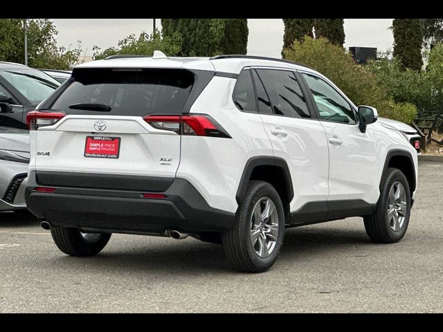 2024 Toyota RAV4 XLE