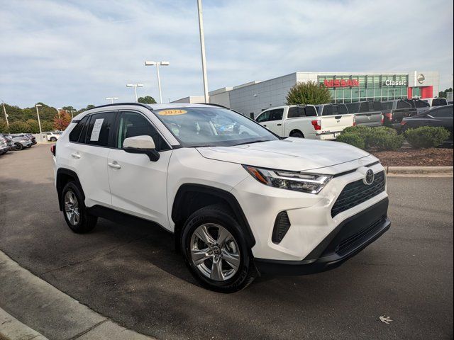 2024 Toyota RAV4 XLE