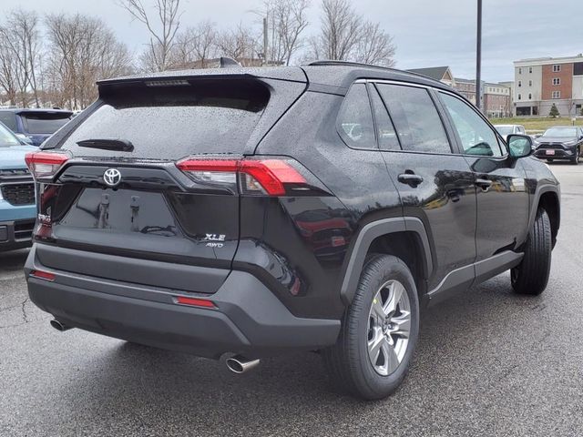 2024 Toyota RAV4 XLE