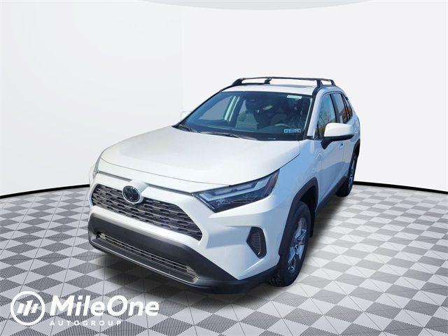 2024 Toyota RAV4 XLE