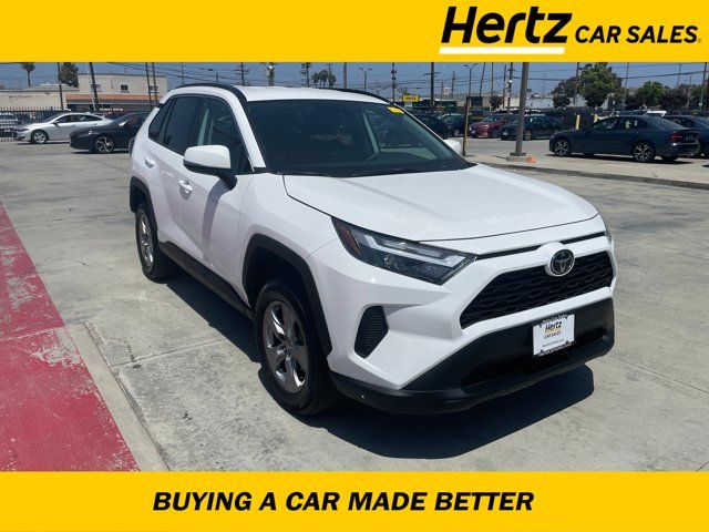 2024 Toyota RAV4 XLE