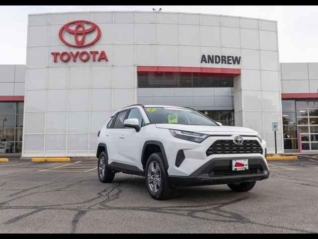 2024 Toyota RAV4 XLE