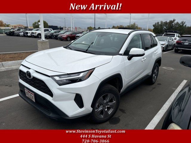 2024 Toyota RAV4 XLE