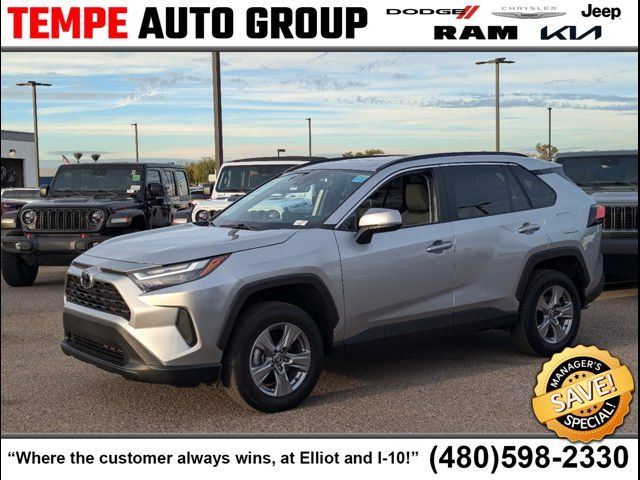 2024 Toyota RAV4 XLE