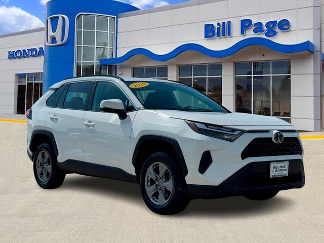 2024 Toyota RAV4 XLE