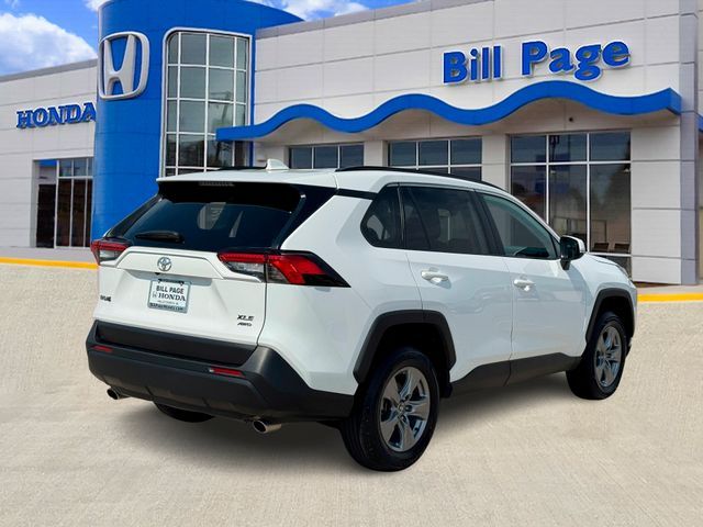 2024 Toyota RAV4 XLE