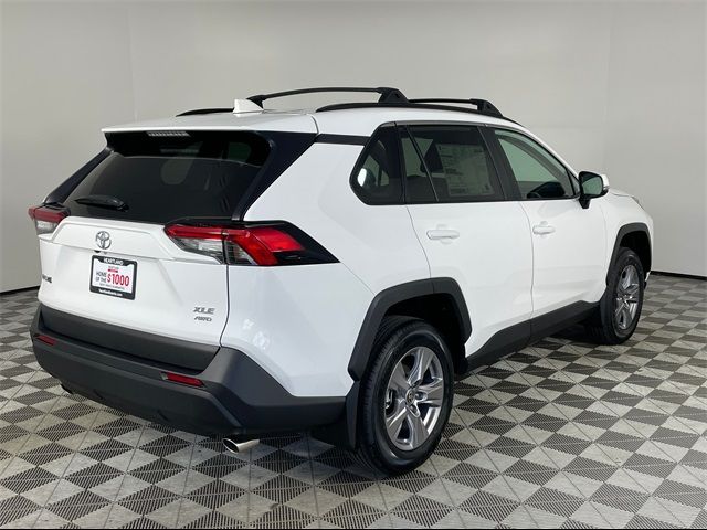 2024 Toyota RAV4 XLE