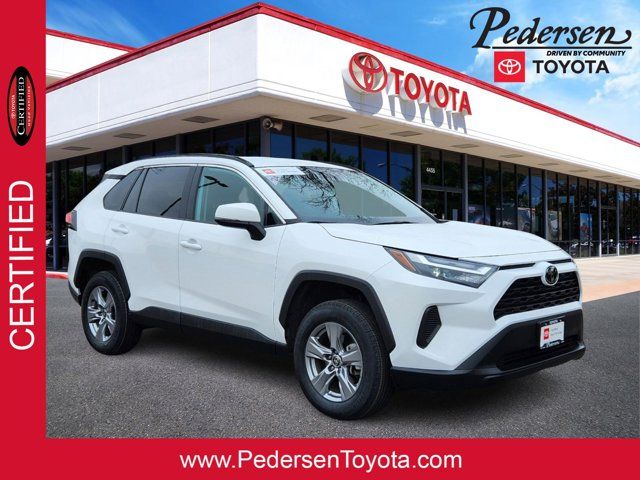 2024 Toyota RAV4 XLE