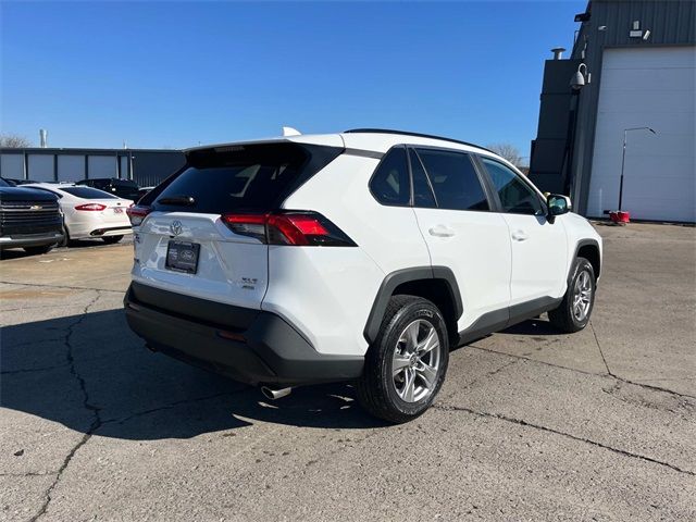 2024 Toyota RAV4 XLE