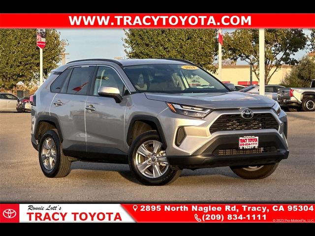 2024 Toyota RAV4 XLE