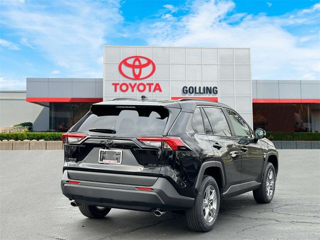 2024 Toyota RAV4 XLE