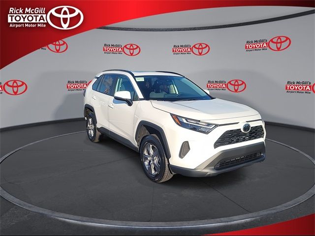 2024 Toyota RAV4 XLE