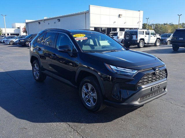 2024 Toyota RAV4 XLE