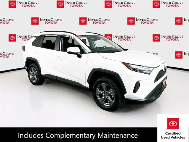 2024 Toyota RAV4 XLE