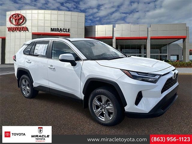 2024 Toyota RAV4 XLE