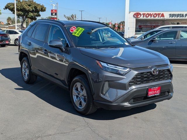 2024 Toyota RAV4 XLE