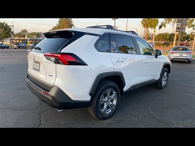 2024 Toyota RAV4 XLE