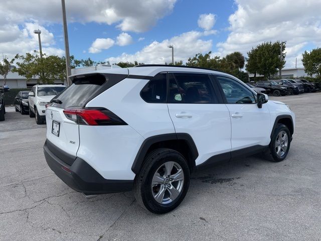 2024 Toyota RAV4 XLE