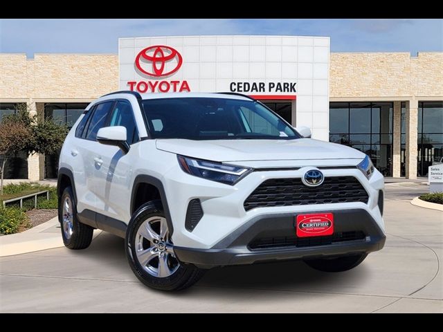 2024 Toyota RAV4 XLE