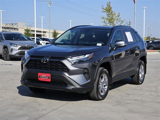 2024 Toyota RAV4 XLE