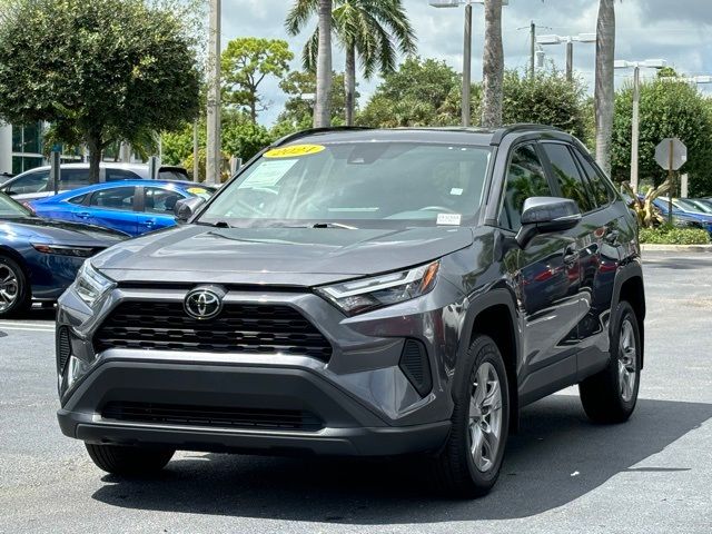 2024 Toyota RAV4 XLE