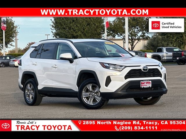 2024 Toyota RAV4 XLE