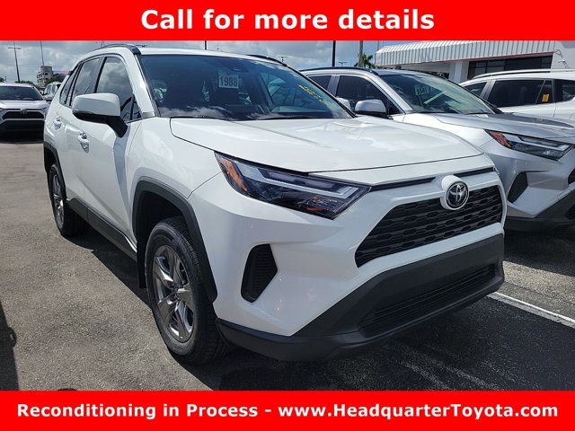 2024 Toyota RAV4 XLE