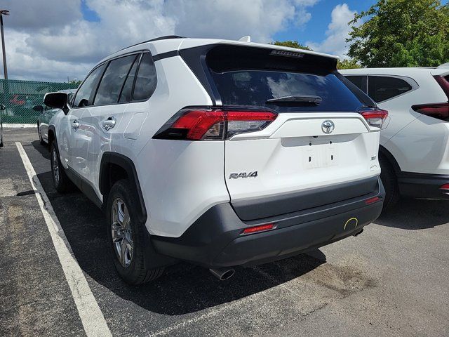 2024 Toyota RAV4 XLE