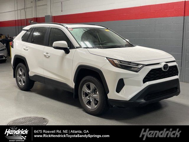 2024 Toyota RAV4 XLE